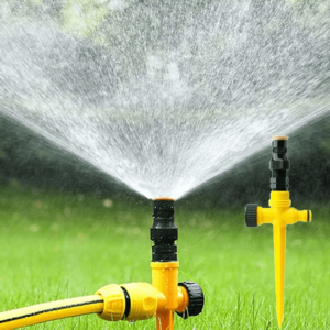 360° Rotation Auto Irrigation System Garden Lawn Sprinkler Patio,Multifunction-Adjustable Garden Sprinkler for Outdoor Grass Garden Yard Lawns,Garden Sprinkler Lawn Sprinkler (Yellow)